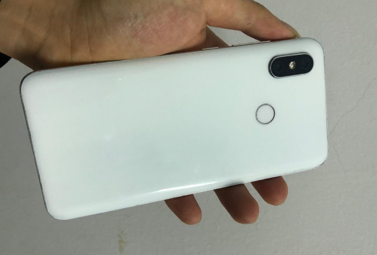 小米8 6?128g 小米8 6?128g